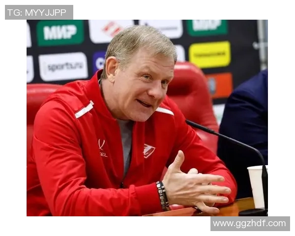 重庆网球队以60分稳居精英赛积分榜首位展现强劲实力